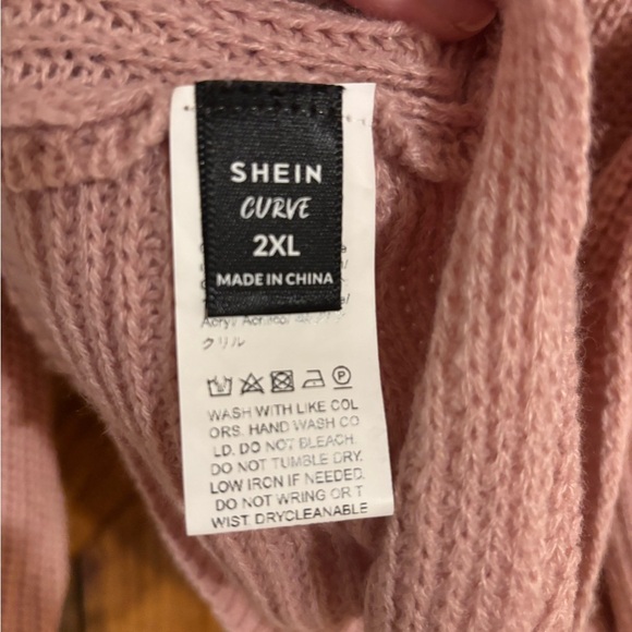 Women’s Plus Size Criss Cross Back Pull Over Sweater - Size 2x - Picture 3 of 3